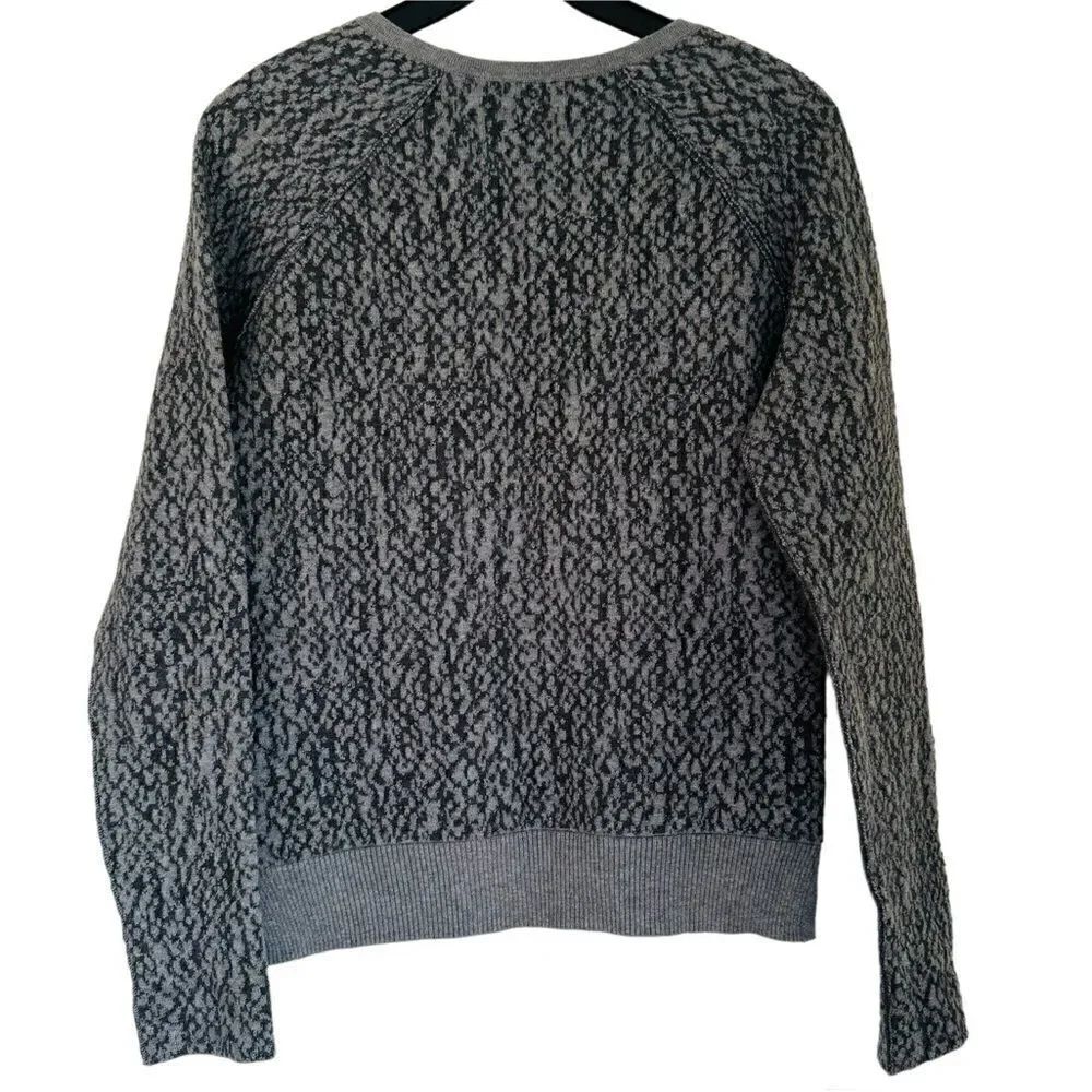 Athleta Reversible Adder Sweater Size Small - Picture 3 of 6